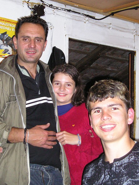 img00126.jpg